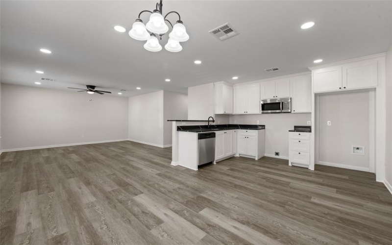 944 Holt Avenue, Waco, TX 76706, 3 Habitaciones Habitaciones , ,2 BañosBaños,Residential,En Venta,944 Holt Avenue,0,21159383