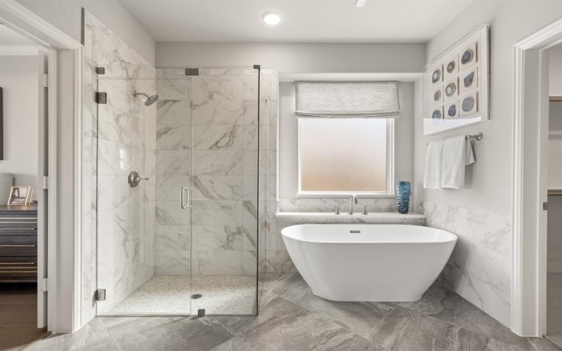 613 Majestic Oak Lane, Waxahachie, TX 75165, 5 Bedrooms Bedrooms, ,5 BathroomsBathrooms,Residential,For Sale,613 Majestic Oak Lane,0,21159440