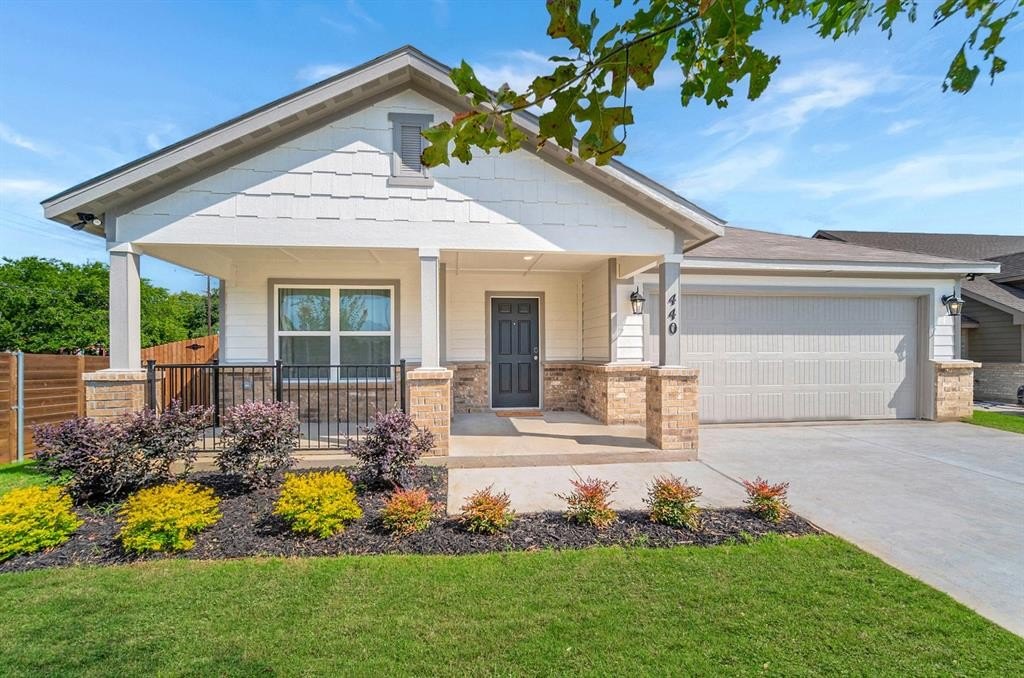 440 Rose Avenue, Cleburne, TX 76033, 3 Bedrooms Bedrooms, ,2 BathroomsBathrooms,Residential,For Sale,440 Rose Avenue,0,21159579