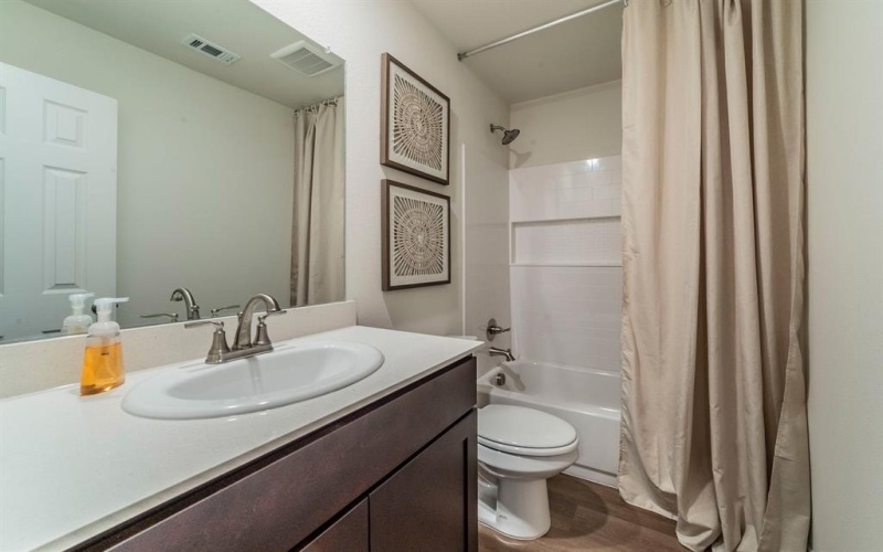 440 Rose Avenue, Cleburne, TX 76033, 3 Bedrooms Bedrooms, ,2 BathroomsBathrooms,Residential,For Sale,440 Rose Avenue,0,21159579