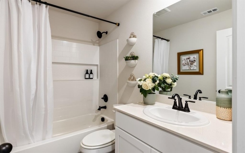 122 Kainos Street, Greenville, TX 75402, 4 Bedrooms Bedrooms, ,3 BathroomsBathrooms,Residential,For Sale,122 Kainos Street,0,21159587