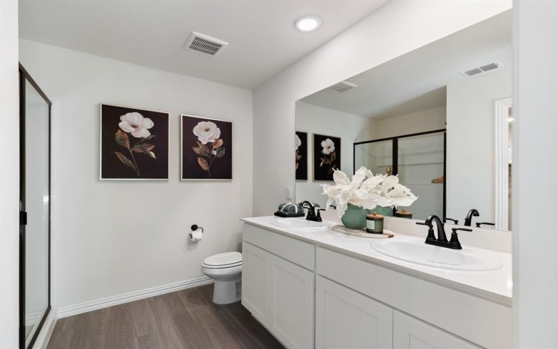 122 Kainos Street, Greenville, TX 75402, 4 Bedrooms Bedrooms, ,3 BathroomsBathrooms,Residential,For Sale,122 Kainos Street,0,21159587