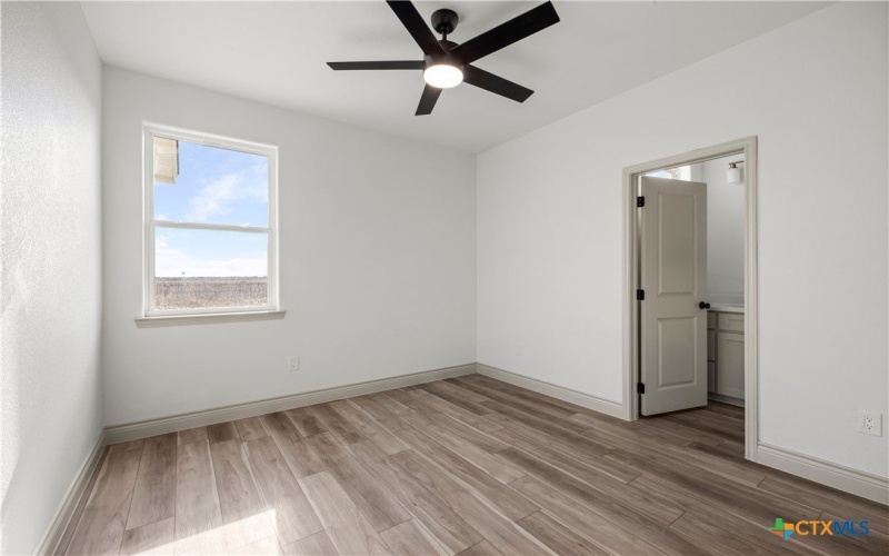 1835 Ember Drive, Temple, TX 76502, 4 Bedrooms Bedrooms, ,3 BathroomsBathrooms,Residential,For Sale,1835 Ember Drive,0,602475