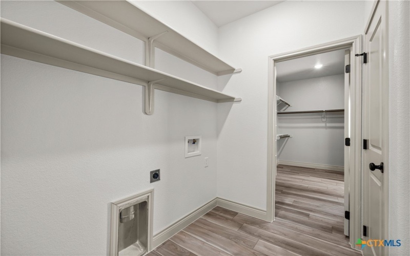 1835 Ember Drive, Temple, TX 76502, 4 Bedrooms Bedrooms, ,3 BathroomsBathrooms,Residential,For Sale,1835 Ember Drive,0,602475