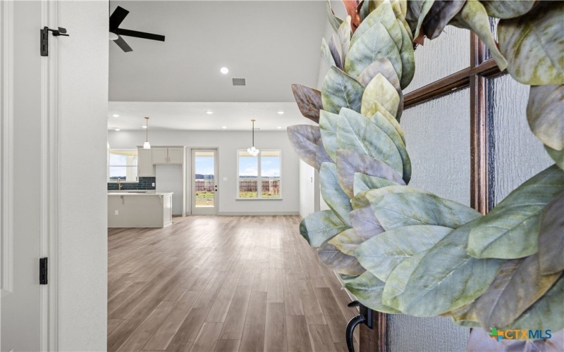 1835 Ember Drive, Temple, TX 76502, 4 Bedrooms Bedrooms, ,3 BathroomsBathrooms,Residential,For Sale,1835 Ember Drive,0,602475