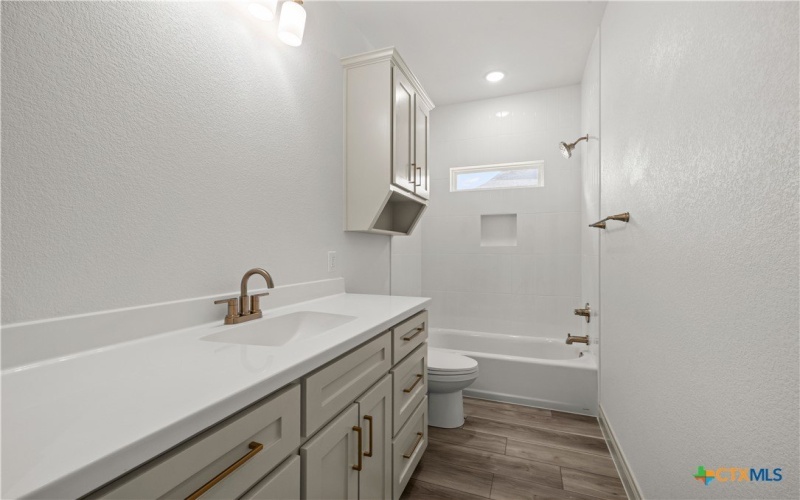 1835 Ember Drive, Temple, TX 76502, 4 Bedrooms Bedrooms, ,3 BathroomsBathrooms,Residential,For Sale,1835 Ember Drive,0,602475