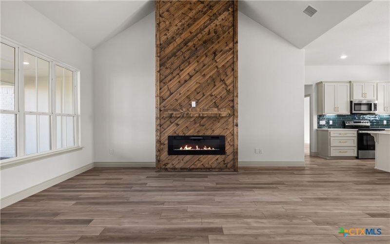 1835 Ember Drive, Temple, TX 76502, 4 Bedrooms Bedrooms, ,3 BathroomsBathrooms,Residential,For Sale,1835 Ember Drive,0,602475