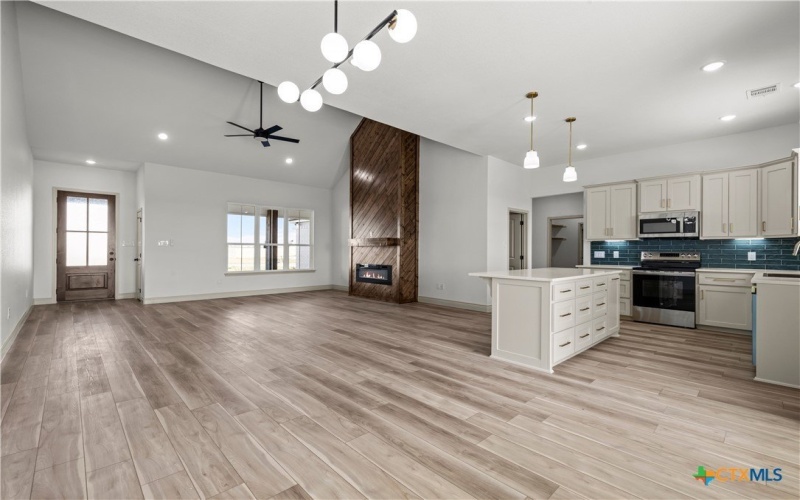 1835 Ember Drive, Temple, TX 76502, 4 Bedrooms Bedrooms, ,3 BathroomsBathrooms,Residential,For Sale,1835 Ember Drive,0,602475