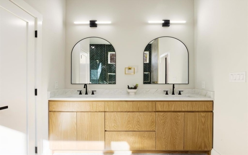 6147 Inca Drive, Enchanted Oaks, TX 75156, 4 Bedrooms Bedrooms, ,2 BathroomsBathrooms,Residential,For Sale,6147 Inca Drive,0,21156487