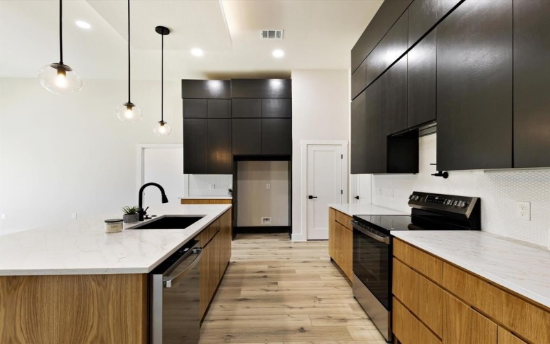 6147 Inca Drive, Enchanted Oaks, TX 75156, 4 Bedrooms Bedrooms, ,2 BathroomsBathrooms,Residential,For Sale,6147 Inca Drive,0,21156487