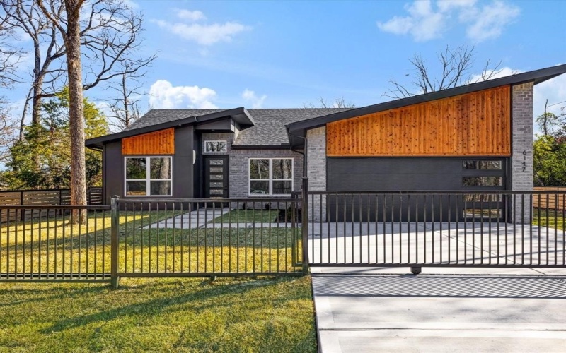 6147 Inca Drive, Enchanted Oaks, TX 75156, 4 Bedrooms Bedrooms, ,2 BathroomsBathrooms,Residential,For Sale,6147 Inca Drive,0,21156487