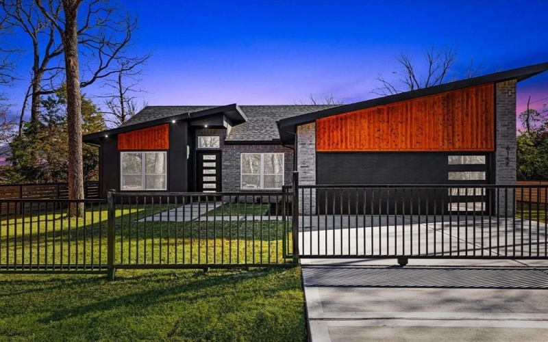 6147 Inca Drive, Enchanted Oaks, TX 75156, 4 Bedrooms Bedrooms, ,2 BathroomsBathrooms,Residential,For Sale,6147 Inca Drive,0,21156487