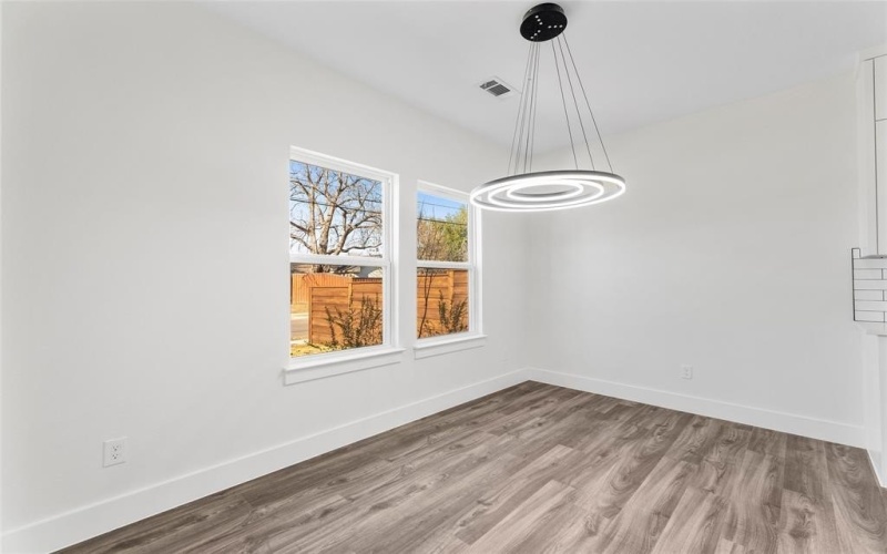 1638 Garden Drive, Dallas, TX 75215, 4 Habitaciones Habitaciones , ,2 BañosBaños,Residential,En Venta,1638 Garden Drive,0,21158245