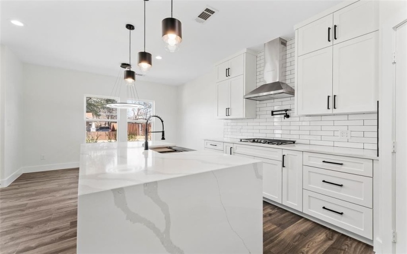 1638 Garden Drive, Dallas, TX 75215, 4 Habitaciones Habitaciones , ,2 BañosBaños,Residential,En Venta,1638 Garden Drive,0,21158245