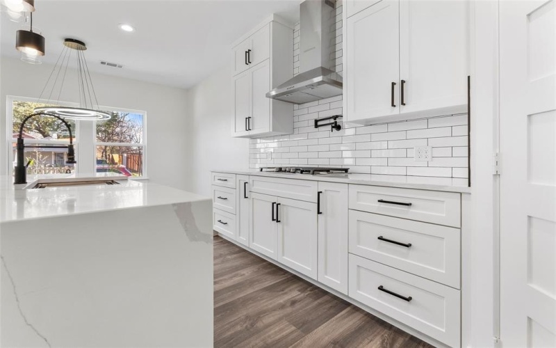 1638 Garden Drive, Dallas, TX 75215, 4 Habitaciones Habitaciones , ,2 BañosBaños,Residential,En Venta,1638 Garden Drive,0,21158245