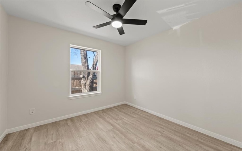 621 Delano Street, Waco, TX 76704, 3 Habitaciones Habitaciones , ,2 BañosBaños,Residential,En Venta,621 Delano Street,0,21158417