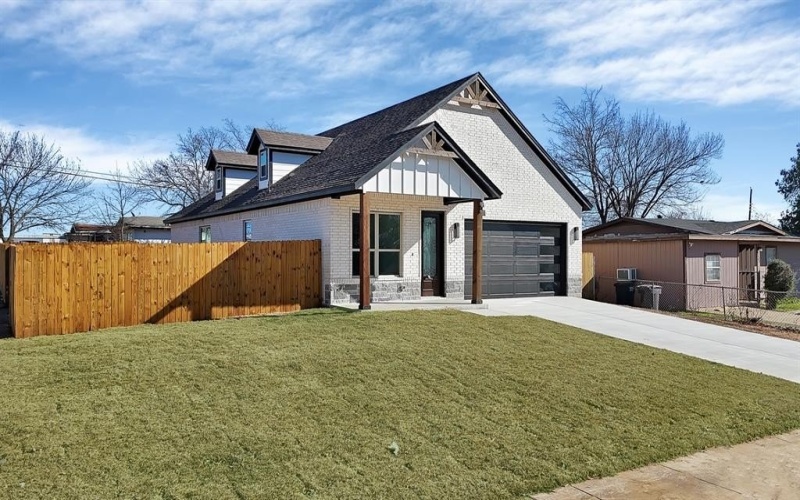 3401 S Hughes Avenue, Fort Worth, TX 76119, 4 Bedrooms Bedrooms, ,2 BathroomsBathrooms,Residential,For Sale,3401 S Hughes Avenue,0,21158437