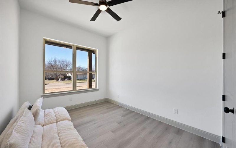 3401 S Hughes Avenue, Fort Worth, TX 76119, 4 Bedrooms Bedrooms, ,2 BathroomsBathrooms,Residential,For Sale,3401 S Hughes Avenue,0,21158437