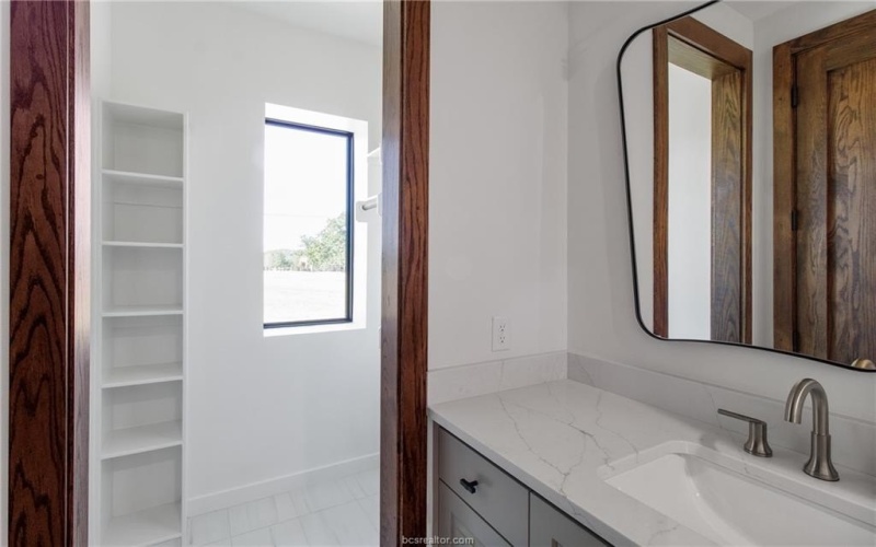 4558 Hicks Lane, College Station, TX 77845, 4 Bedrooms Bedrooms, ,5 BathroomsBathrooms,Residential,For Sale,4558 Hicks Lane,0,26000780