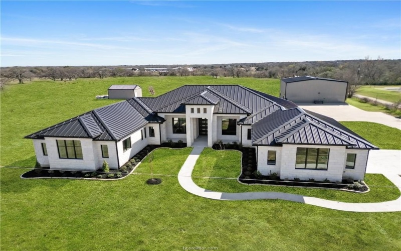 4558 Hicks Lane, College Station, TX 77845, 4 Bedrooms Bedrooms, ,5 BathroomsBathrooms,Residential,For Sale,4558 Hicks Lane,0,26000780