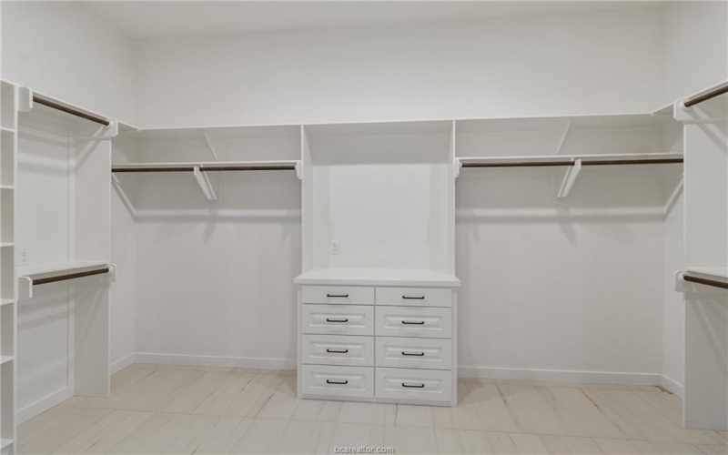 4558 Hicks Lane, College Station, TX 77845, 4 Bedrooms Bedrooms, ,5 BathroomsBathrooms,Residential,For Sale,4558 Hicks Lane,0,26000780