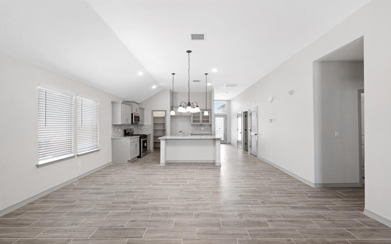 14037 Paseo Alegre Avenue, El Paso, TX 79928, 4 Bedrooms Bedrooms, ,3 BathroomsBathrooms,Residential,For Sale,14037 Paseo Alegre Avenue,0,936911