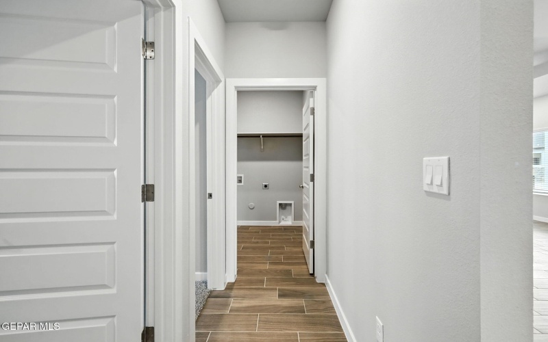 11860 Malecon Place, El Paso, TX 79934, 4 Habitaciones Habitaciones , ,1 BañoBaños,Residential,En Venta,11860 Malecon Place,0,936936