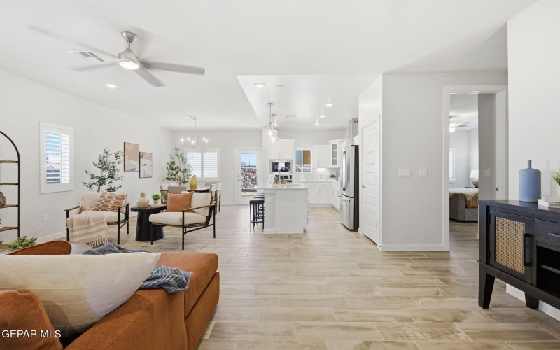 11868 Malecon Place, El Paso, TX 79934, 3 Habitaciones Habitaciones , ,1 BañoBaños,Residential,En Venta,11868 Malecon Place,0,936939