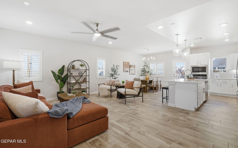 11868 Malecon Place, El Paso, TX 79934, 3 Habitaciones Habitaciones , ,1 BañoBaños,Residential,En Venta,11868 Malecon Place,0,936939