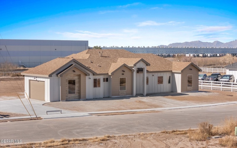 224 RANCHO VIEJO Drive, El Paso, TX 79927, 4 Habitaciones Habitaciones , ,3 BañosBaños,Residential,En Venta,224 RANCHO VIEJO Drive,0,936941