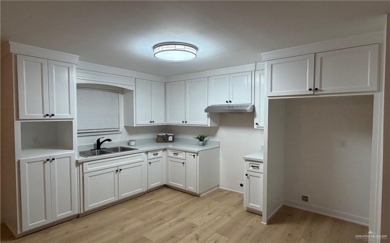 224 Contento Avenue, Donna, TX 78537, 3 Bedrooms Bedrooms, ,2 BathroomsBathrooms,Residential,For Sale,224 Contento Avenue,0,492782