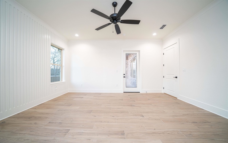 120 Waterfowl, Longview, TX 75602, 4 Bedrooms Bedrooms, ,3 BathroomsBathrooms,Residential,For Sale,120 Waterfowl,0,20260444