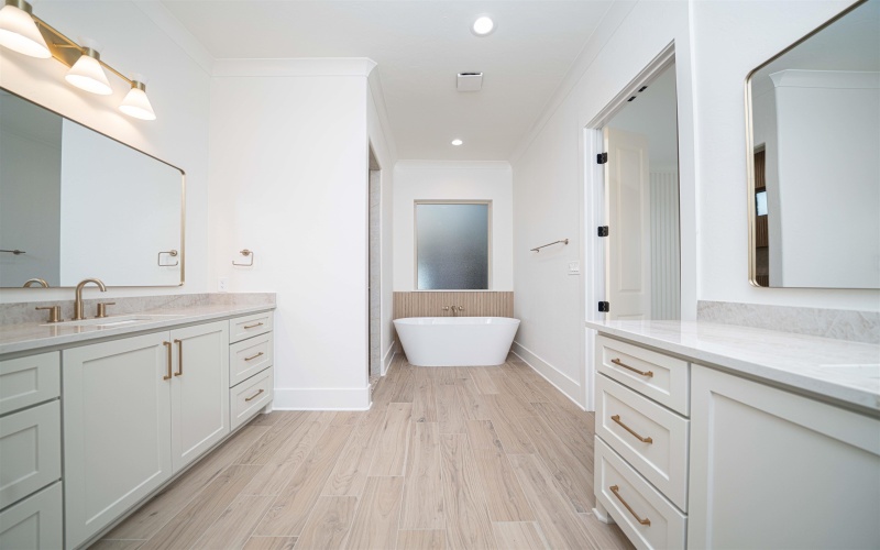 120 Waterfowl, Longview, TX 75602, 4 Bedrooms Bedrooms, ,3 BathroomsBathrooms,Residential,For Sale,120 Waterfowl,0,20260444