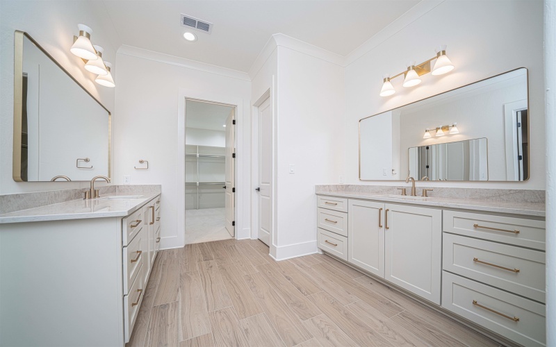 120 Waterfowl, Longview, TX 75602, 4 Bedrooms Bedrooms, ,3 BathroomsBathrooms,Residential,For Sale,120 Waterfowl,0,20260444