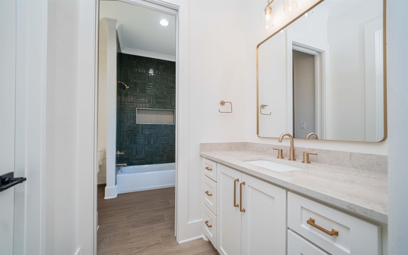 120 Waterfowl, Longview, TX 75602, 4 Bedrooms Bedrooms, ,3 BathroomsBathrooms,Residential,For Sale,120 Waterfowl,0,20260444