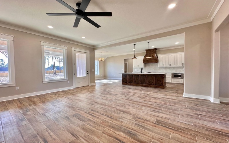 195 Clara Ln, Kilgore, TX 75662, 4 Bedrooms Bedrooms, ,2 BathroomsBathrooms,Residential,For Sale,195 Clara Ln,0,20260448