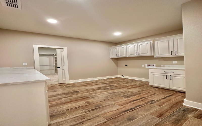 195 Clara Ln, Kilgore, TX 75662, 4 Bedrooms Bedrooms, ,2 BathroomsBathrooms,Residential,For Sale,195 Clara Ln,0,20260448