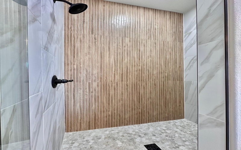 195 Clara Ln, Kilgore, TX 75662, 4 Bedrooms Bedrooms, ,2 BathroomsBathrooms,Residential,For Sale,195 Clara Ln,0,20260448