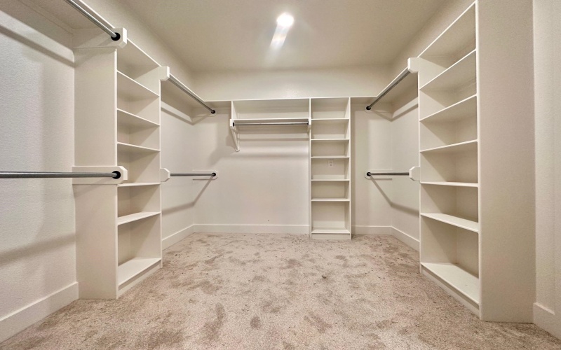 195 Clara Ln, Kilgore, TX 75662, 4 Bedrooms Bedrooms, ,2 BathroomsBathrooms,Residential,For Sale,195 Clara Ln,0,20260448