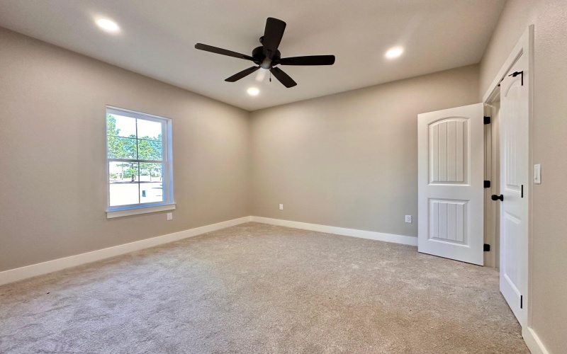 195 Clara Ln, Kilgore, TX 75662, 4 Bedrooms Bedrooms, ,2 BathroomsBathrooms,Residential,For Sale,195 Clara Ln,0,20260448