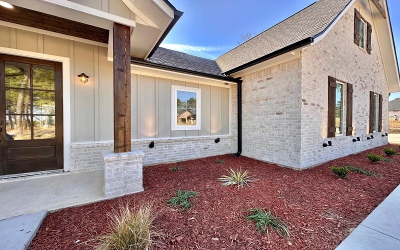 195 Clara Ln, Kilgore, TX 75662, 4 Bedrooms Bedrooms, ,2 BathroomsBathrooms,Residential,For Sale,195 Clara Ln,0,20260448