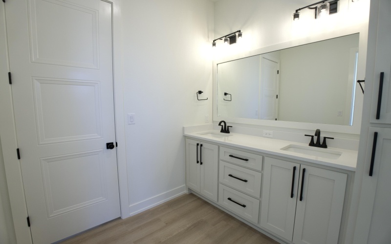 13806 Utica Avenue, Lubbock, TX 79424, 4 Habitaciones Habitaciones , ,3 BañosBaños,Residential,En Venta,13806 Utica Avenue,0,202601024