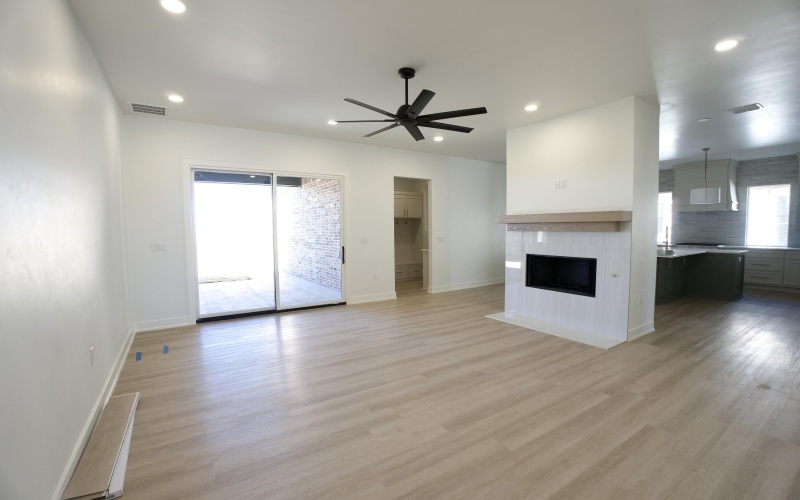 13806 Utica Avenue, Lubbock, TX 79424, 4 Habitaciones Habitaciones , ,3 BañosBaños,Residential,En Venta,13806 Utica Avenue,0,202601024