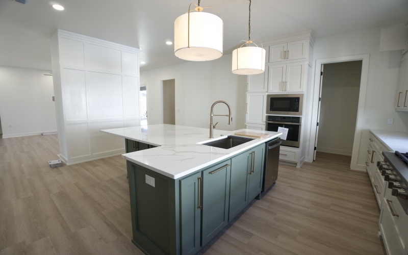 13806 Utica Avenue, Lubbock, TX 79424, 4 Habitaciones Habitaciones , ,3 BañosBaños,Residential,En Venta,13806 Utica Avenue,0,202601024