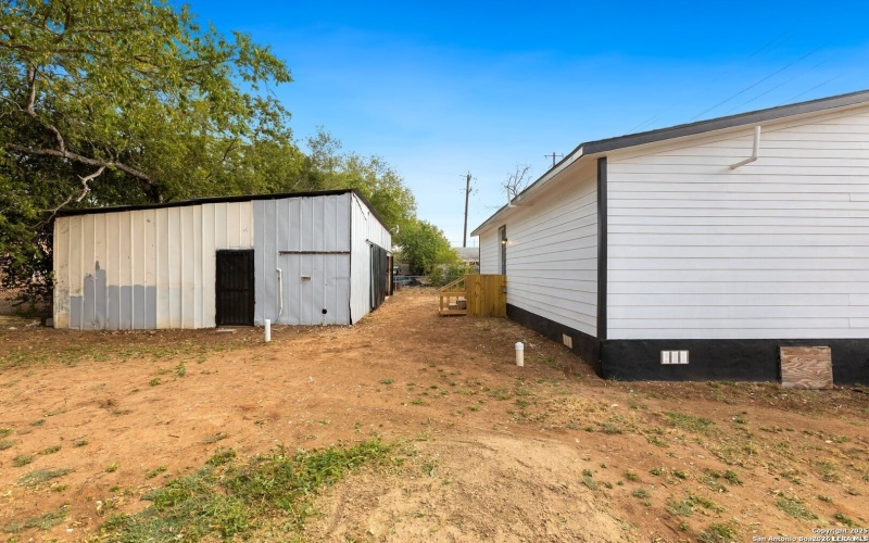 10235 Old Corpus Christi, San Antonio, TX 78223, 3 Bedrooms Bedrooms, ,2 BathroomsBathrooms,Residential,For Sale,10235 Old Corpus Christi,0,1935220