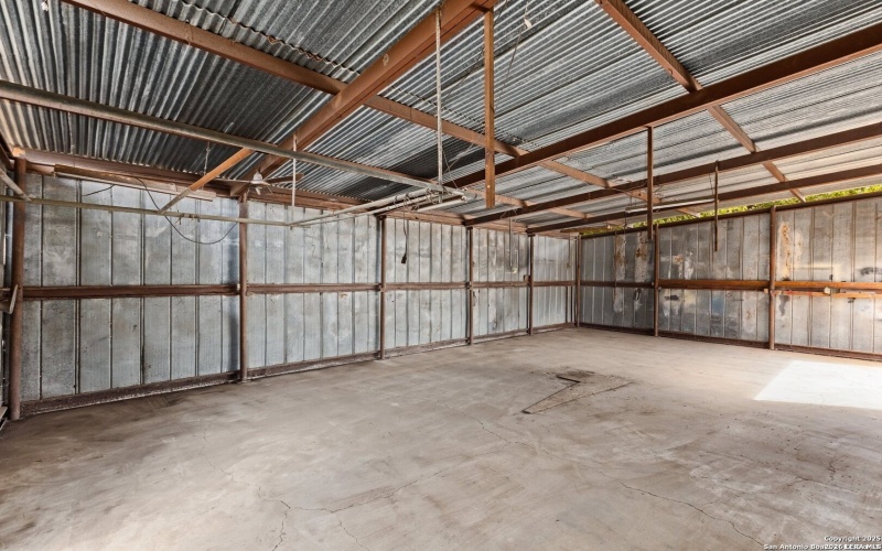 10235 Old Corpus Christi, San Antonio, TX 78223, 3 Bedrooms Bedrooms, ,2 BathroomsBathrooms,Residential,For Sale,10235 Old Corpus Christi,0,1935220