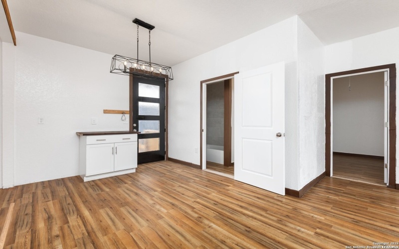 10235 Old Corpus Christi, San Antonio, TX 78223, 3 Bedrooms Bedrooms, ,2 BathroomsBathrooms,Residential,For Sale,10235 Old Corpus Christi,0,1935220