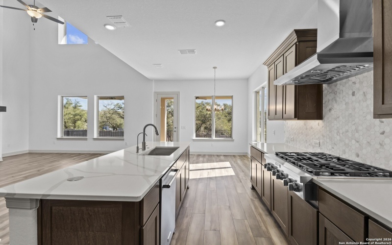 27229 Montana, San Antonio, TX 78260, 4 Habitaciones Habitaciones , ,3 BañosBaños,Residential,En Venta,27229 Montana,0,1935483