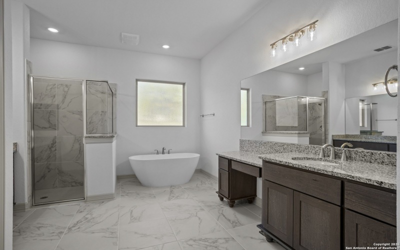 27229 Montana, San Antonio, TX 78260, 4 Habitaciones Habitaciones , ,3 BañosBaños,Residential,En Venta,27229 Montana,0,1935483