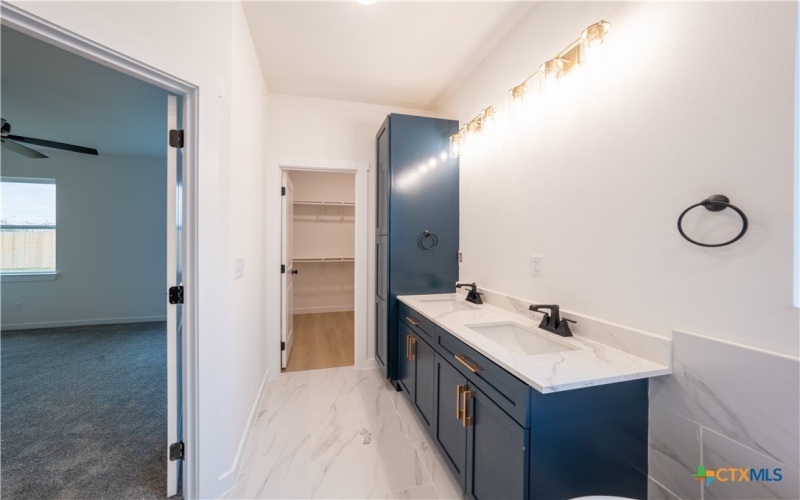 815 Liberty Park Drive, Belton, TX 76513, 4 Bedrooms Bedrooms, ,2 BathroomsBathrooms,Residential,For Sale,815 Liberty Park Drive,0,602337